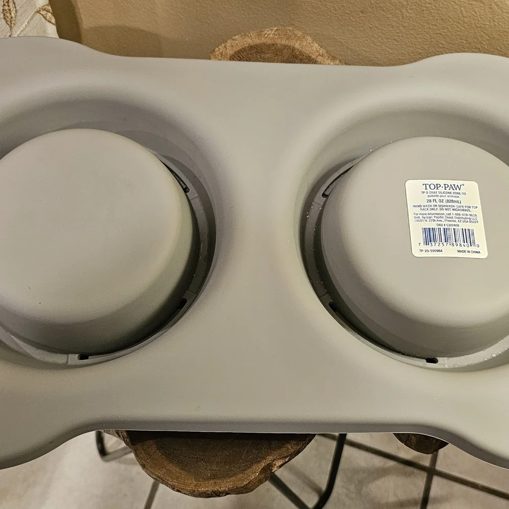 Top Paw Gray Silicone Pet Bowl
